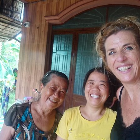 Homestay Ngoc Sang Vĩnh Long エクステリア 写真