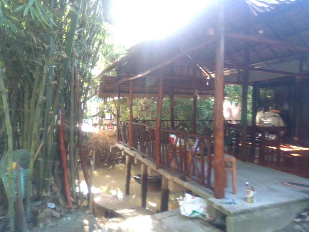 Homestay Ngoc Sang Vĩnh Long エクステリア 写真